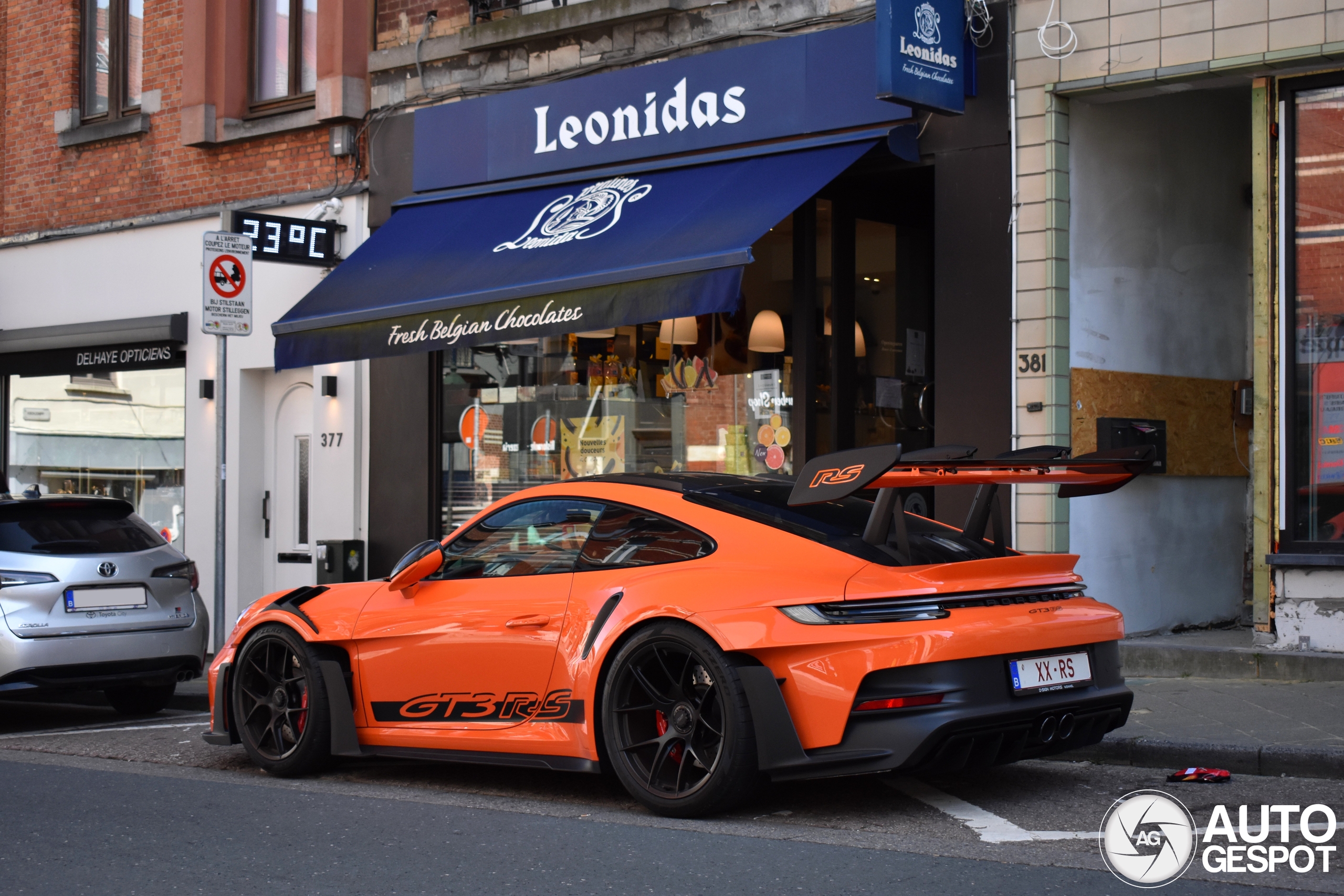 Porsche 992 GT3 RS Weissach Package