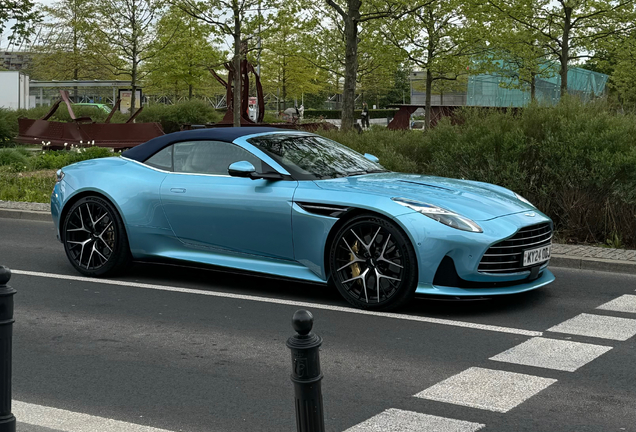 Aston Martin DB12 Volante