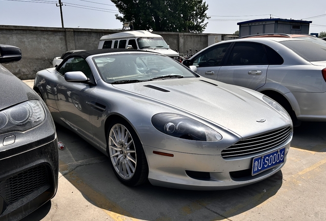 Aston Martin DB9 Volante