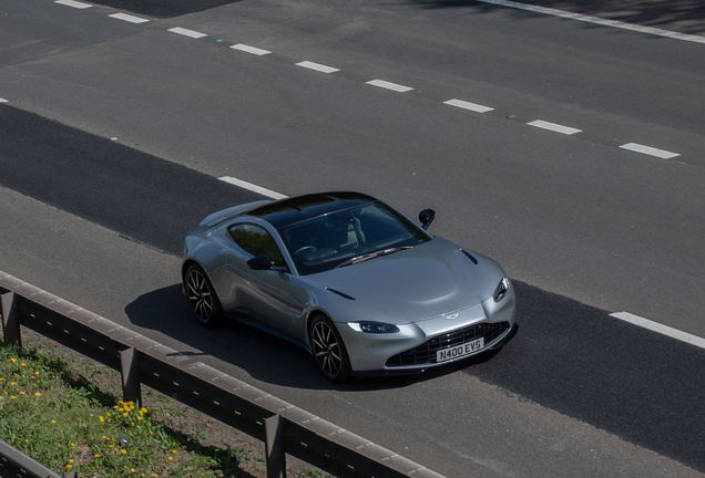 Aston Martin V8 Vantage 2018