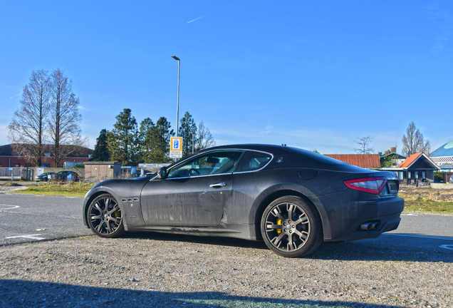 Maserati GranTurismo S Automatic