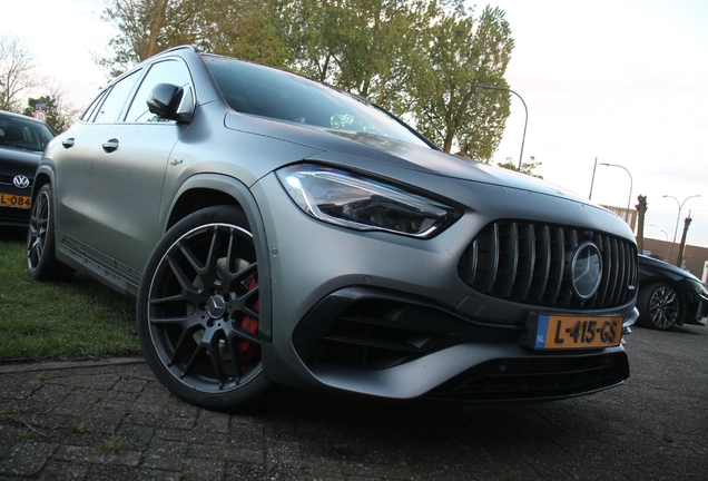 Mercedes-AMG GLA 45 S 4MATIC+ H247