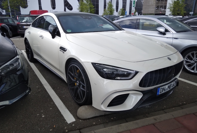 Mercedes-AMG GT 63 S X290