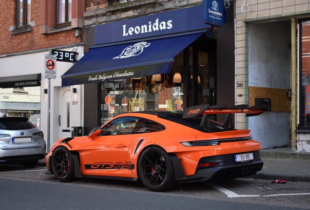 Porsche 992 GT3 RS Weissach Package