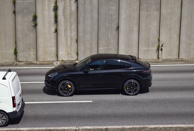 Porsche Cayenne Coupé Turbo S E-Hybrid