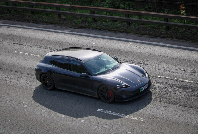 Porsche Taycan GTS Sport Turismo