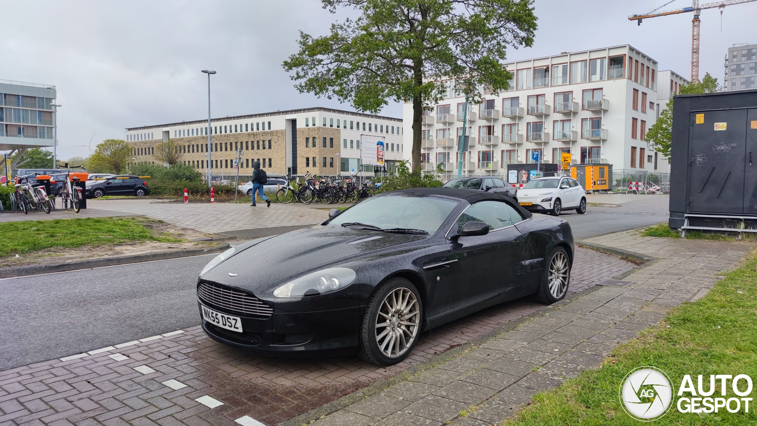 Aston Martin DB9 Volante