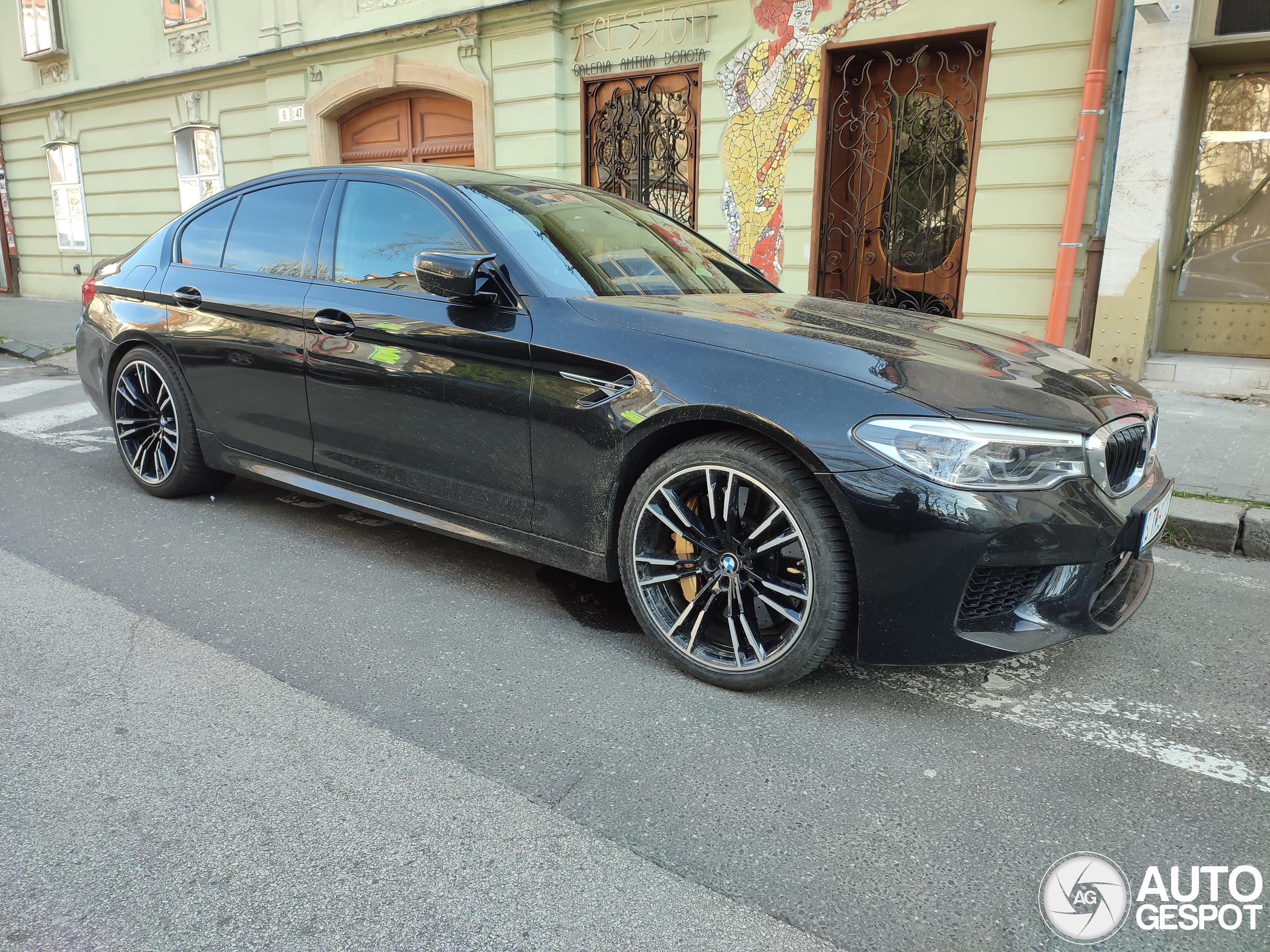 BMW M5 F90