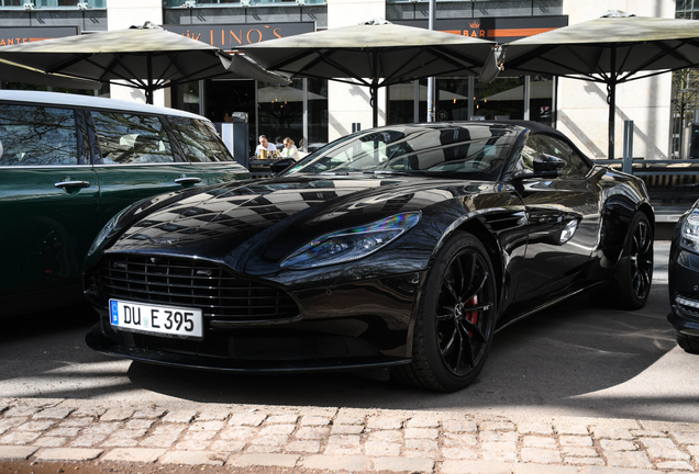 Aston Martin DB11 V8 Volante