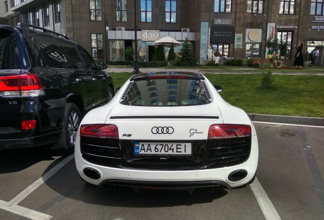 Audi R8 V10