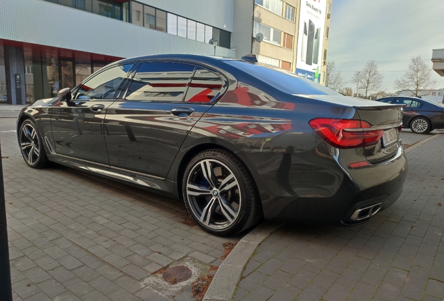 BMW M760Li xDrive