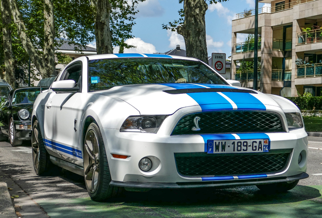 Ford Mustang Shelby GT500 2010