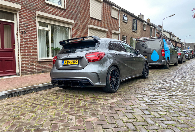 Mercedes-AMG A 45 W176 2015