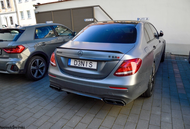 Mercedes-AMG E 63 S W213