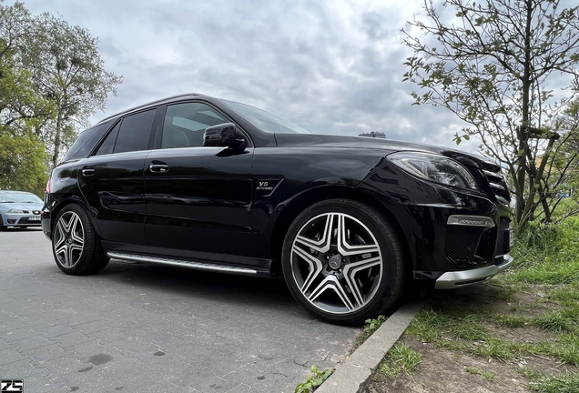 Mercedes-Benz ML 63 AMG W166