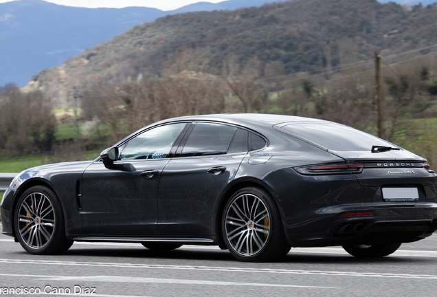 Porsche 971 Panamera Turbo S E-Hybrid