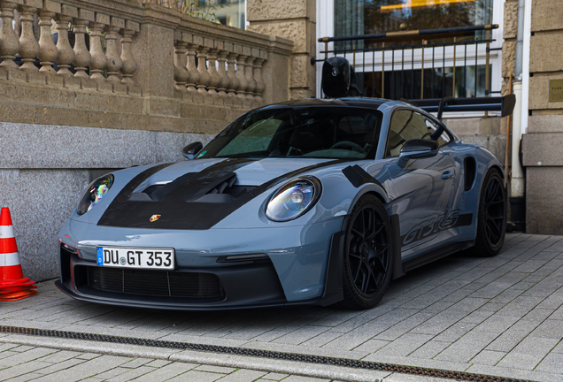 Porsche 992 GT3 RS Weissach Package