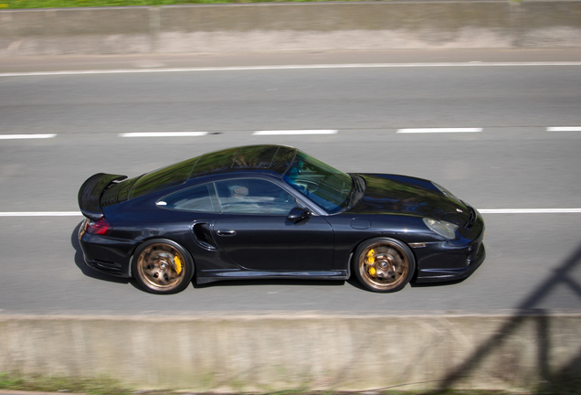 Porsche 996 Turbo