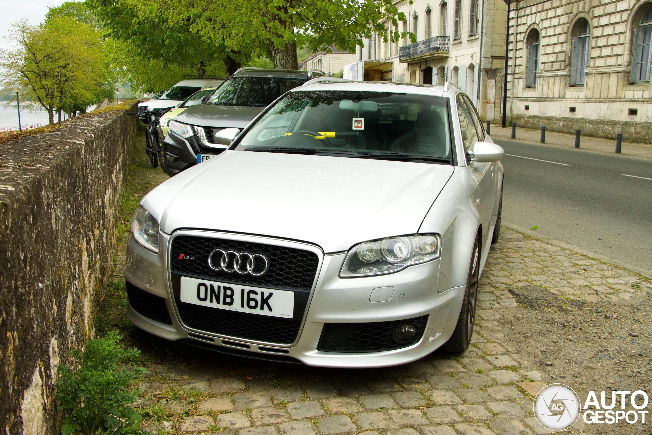 Audi RS4 Avant B7