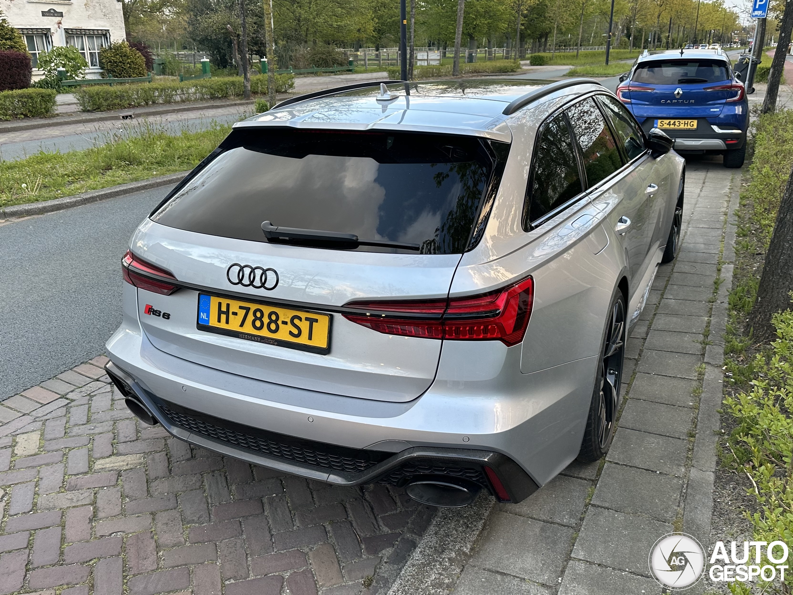 Audi RS6 Avant C8