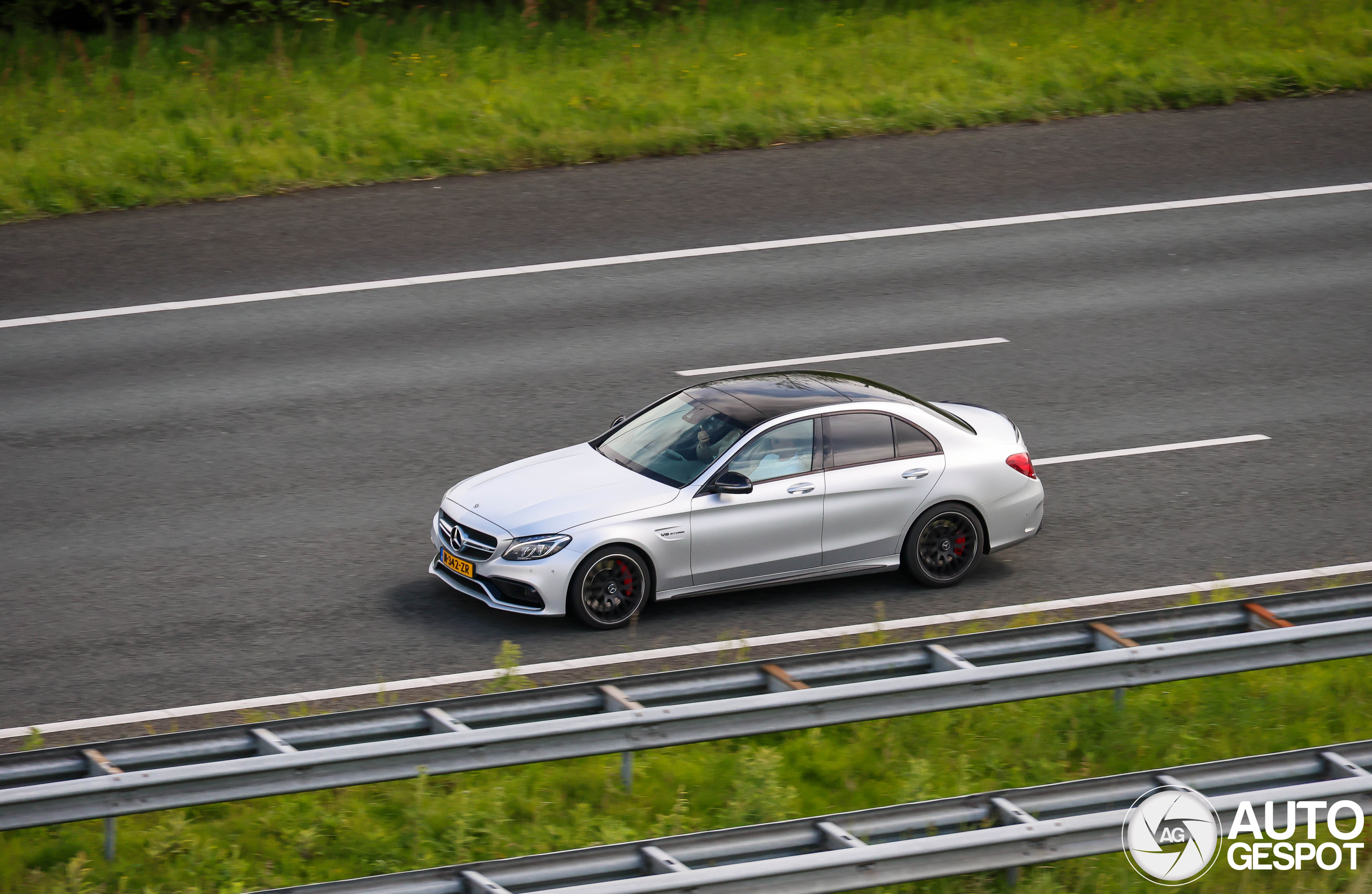 Mercedes-AMG C 63 S W205