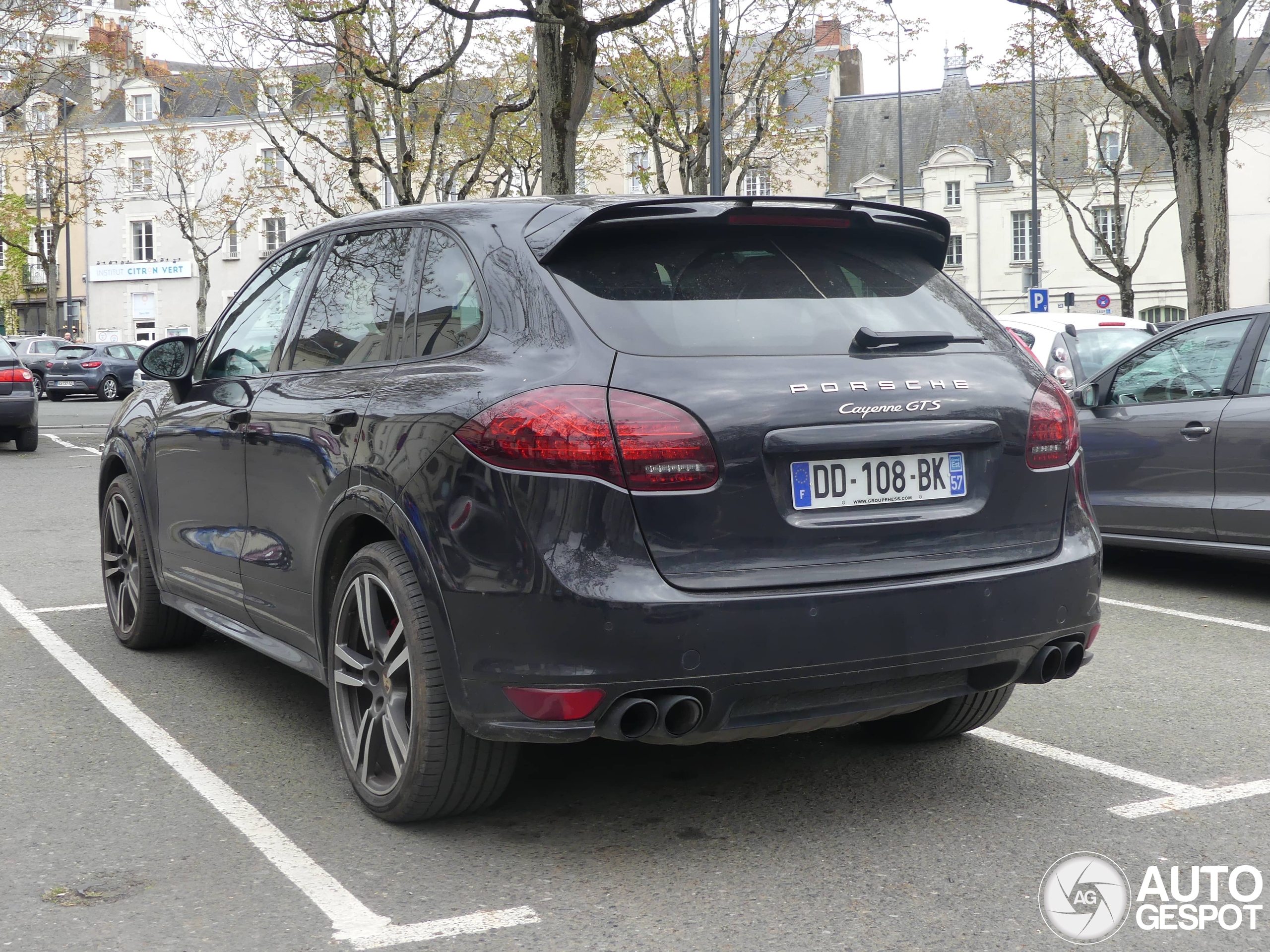 Porsche 958 Cayenne GTS