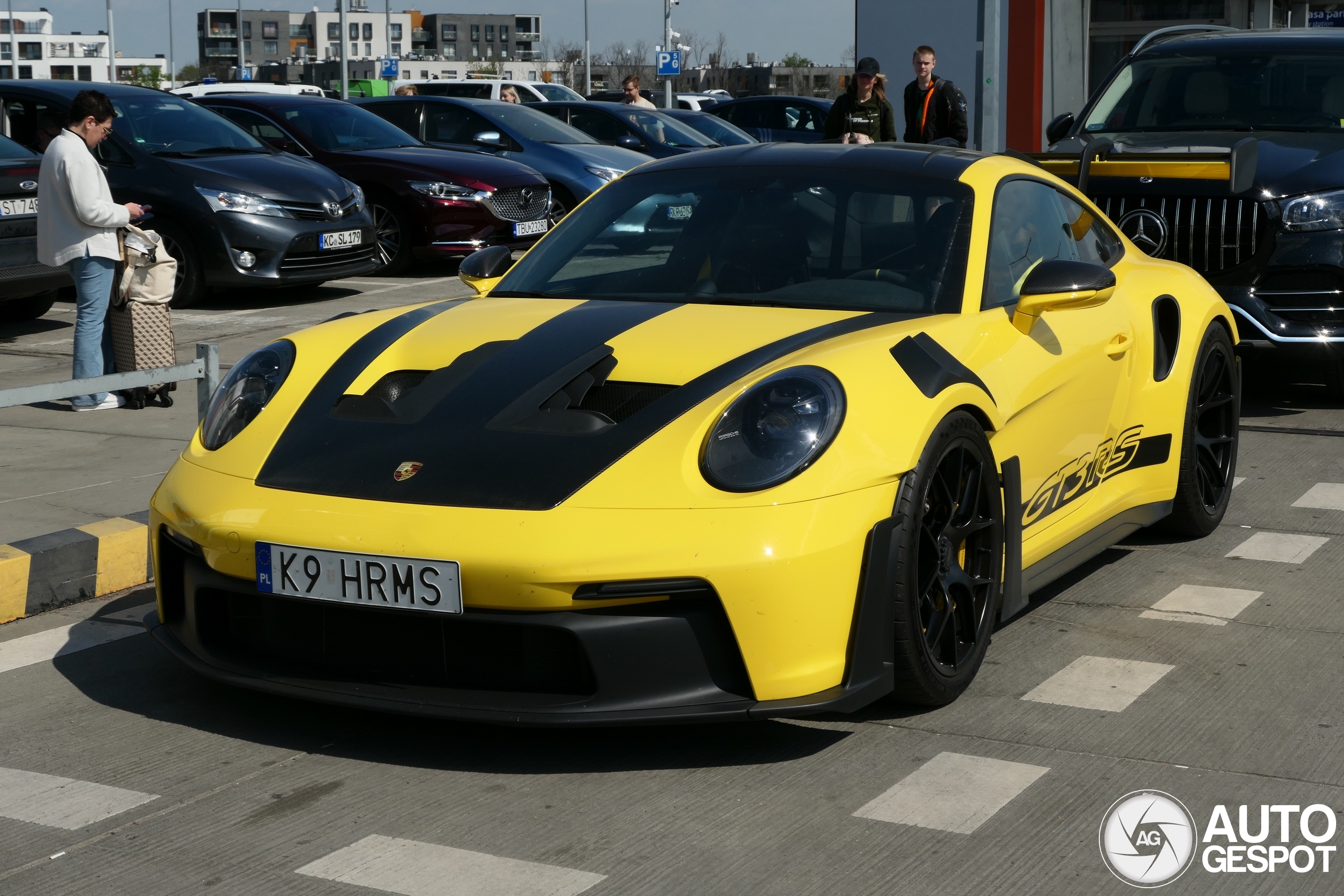 Porsche 992 GT3 RS Weissach Package