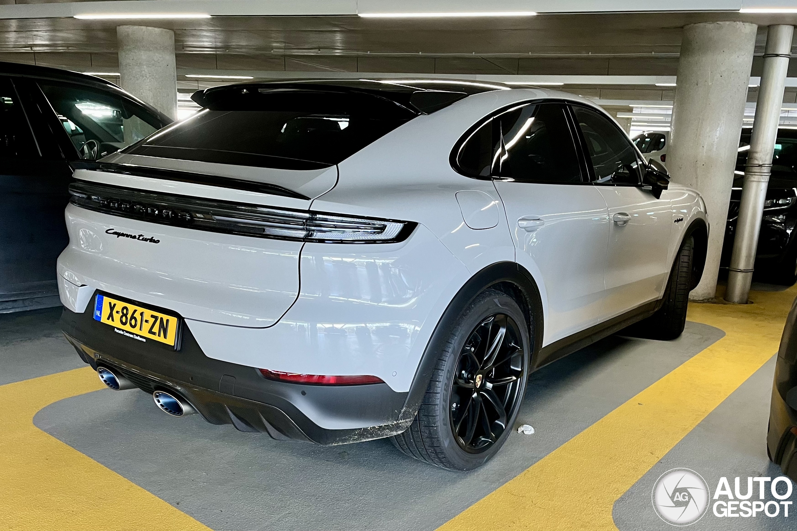 Porsche Cayenne Coupé Turbo E-Hybrid