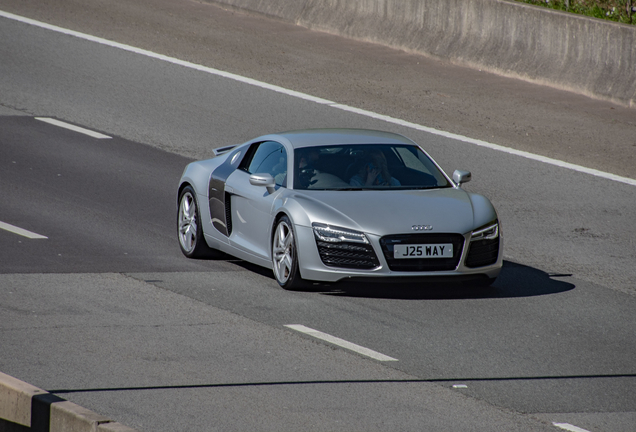 Audi R8 2013