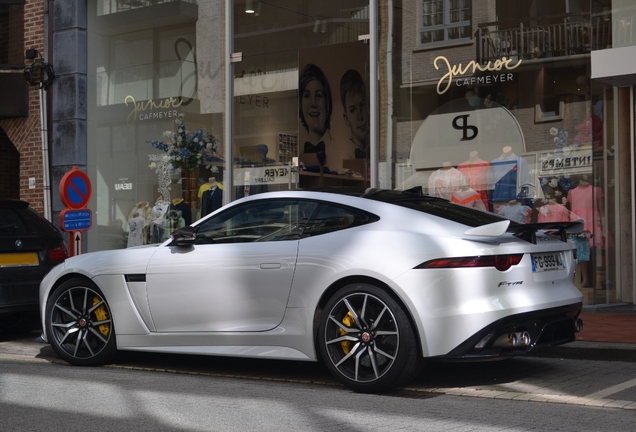 Jaguar F-TYPE SVR Coupé 2017