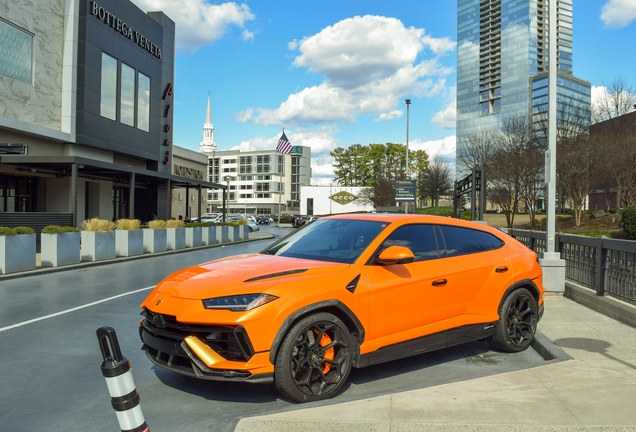 Lamborghini Urus Performante