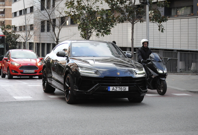 Lamborghini Urus S