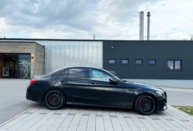 Mercedes-AMG C 63 S W205 2018