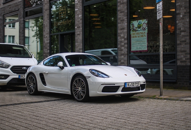 Porsche 718 Cayman S