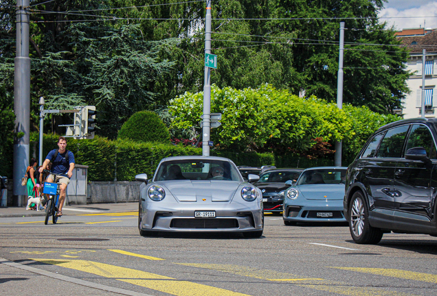 Porsche 992 GT3 Touring