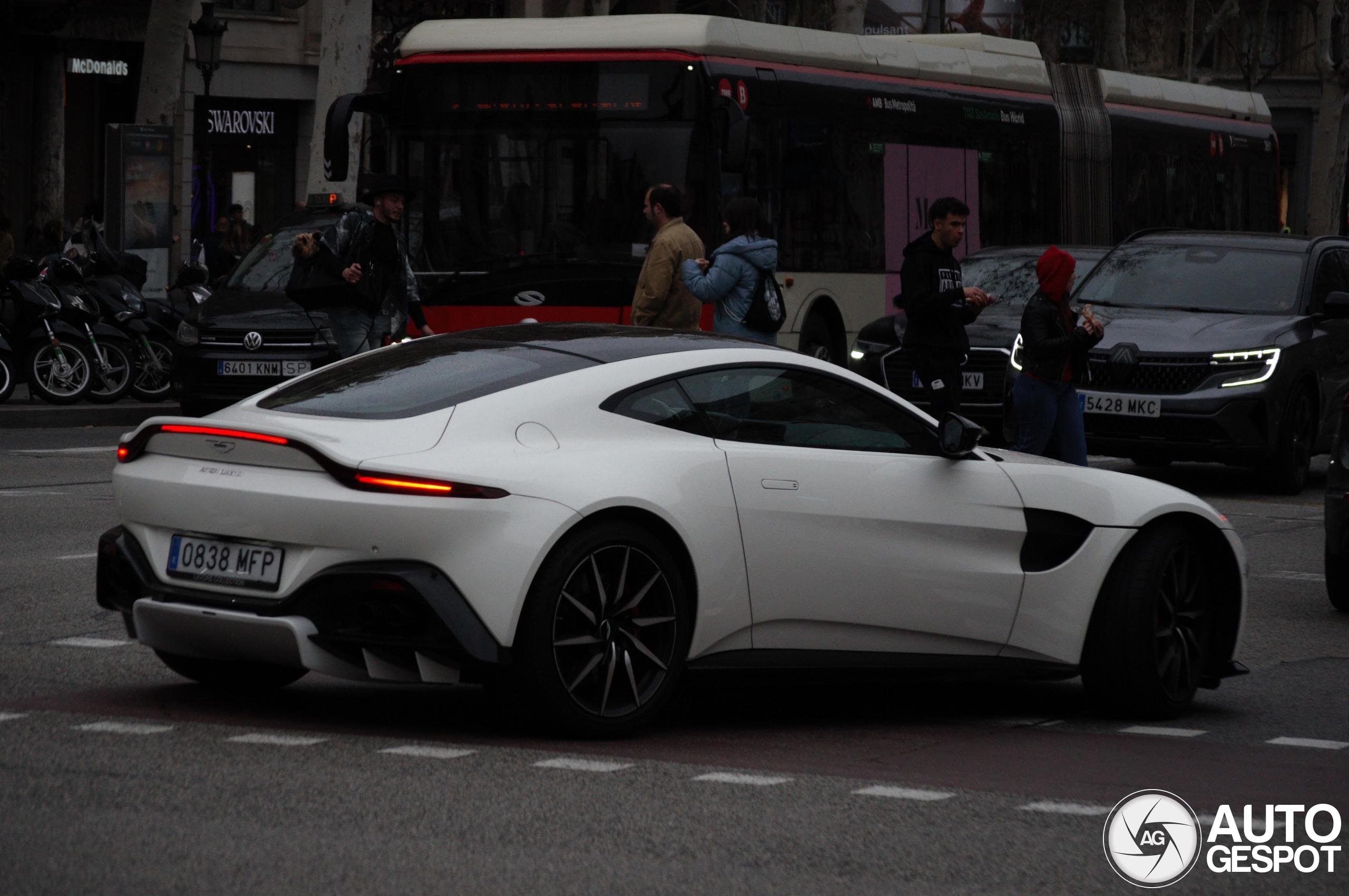 Aston Martin V8 Vantage 2018