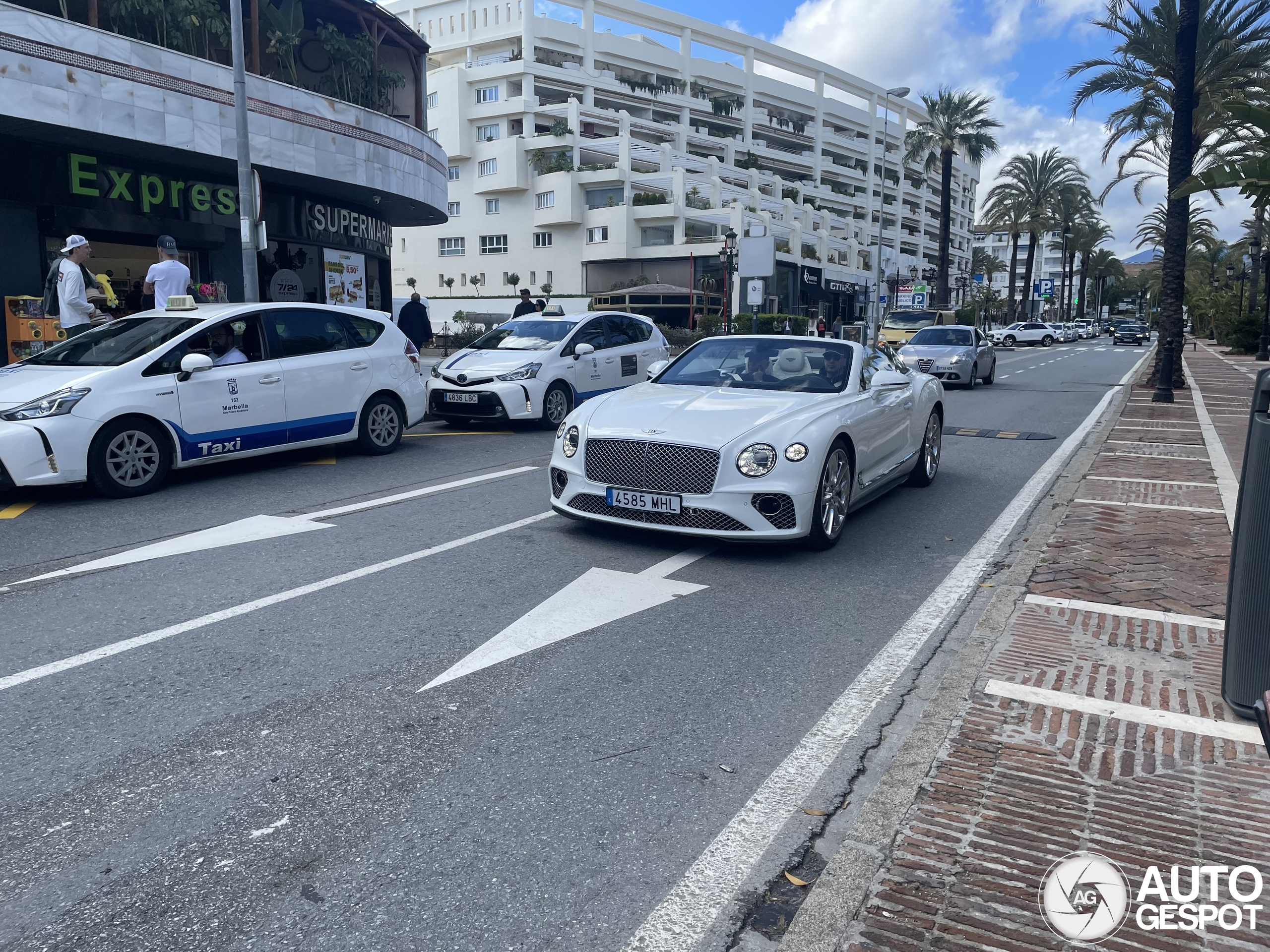 Bentley Continental GTC V8 2020