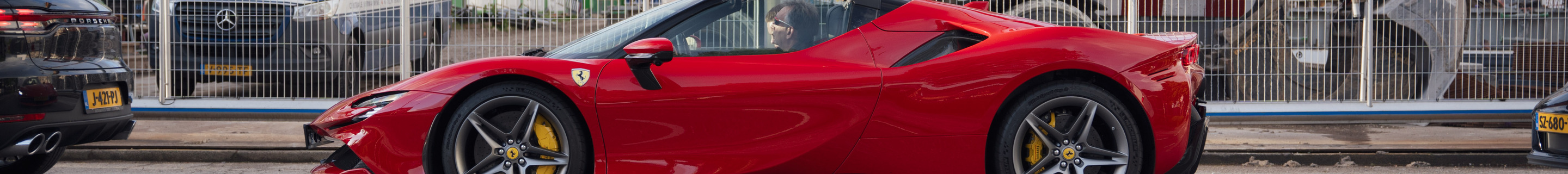 Ferrari SF90 Spider