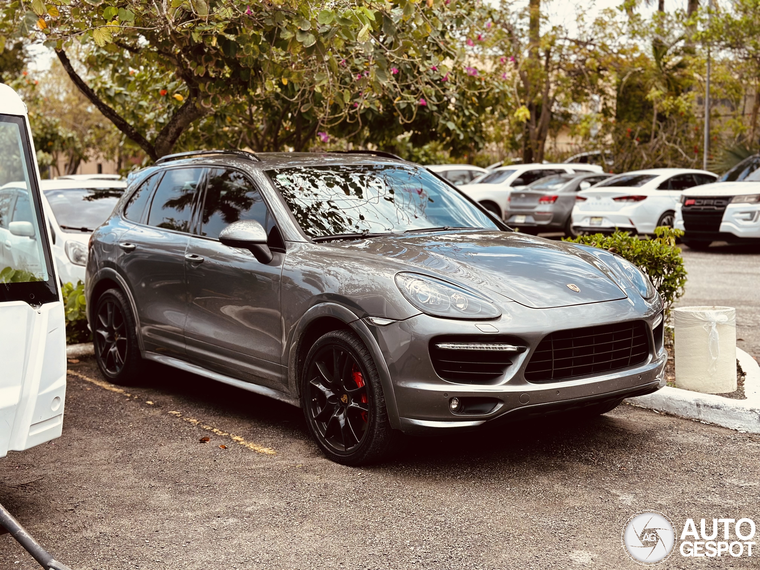 Porsche 958 Cayenne GTS