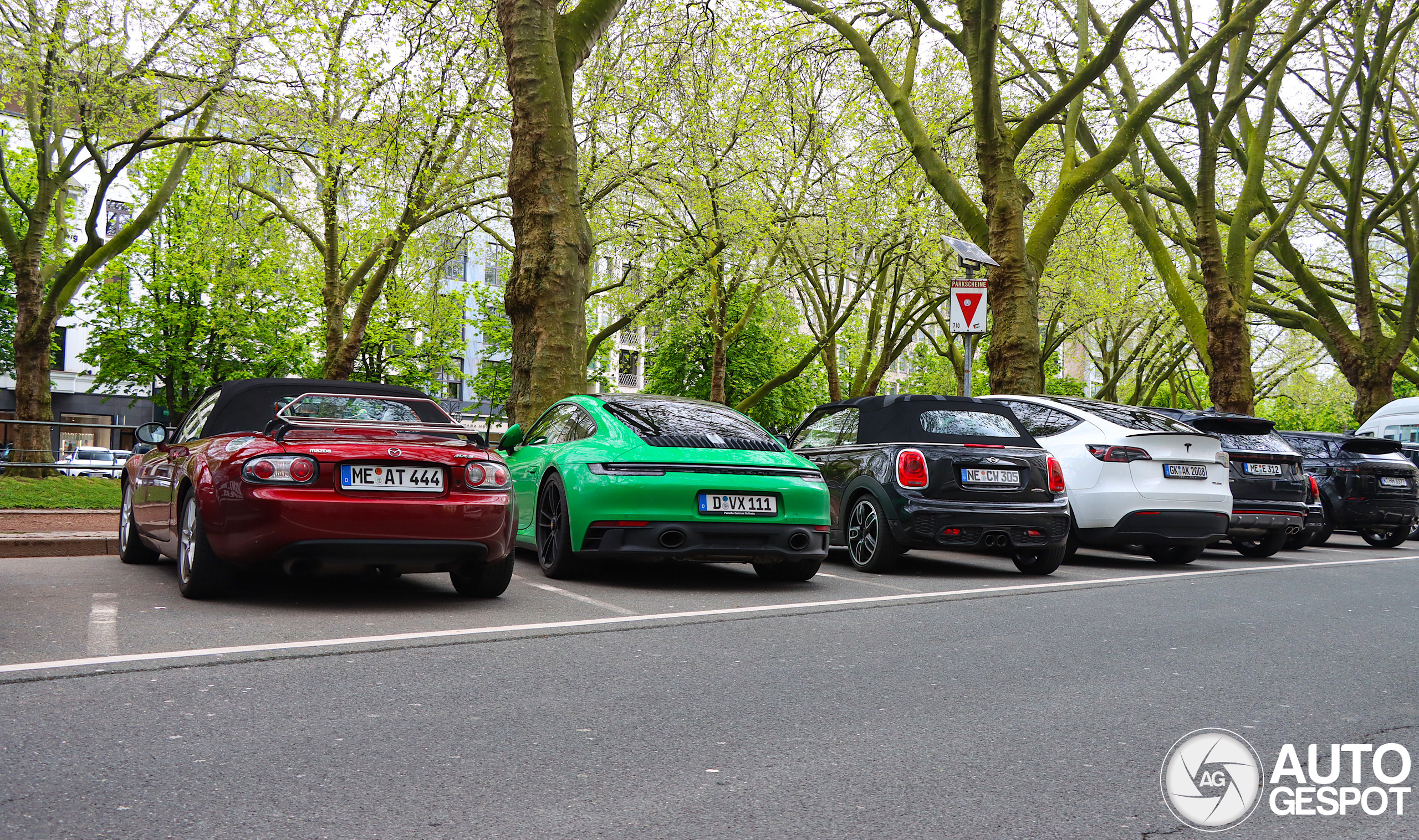 Porsche 992 Carrera GTS