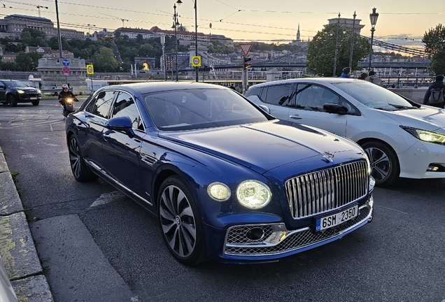 Bentley Flying Spur V8 Azure