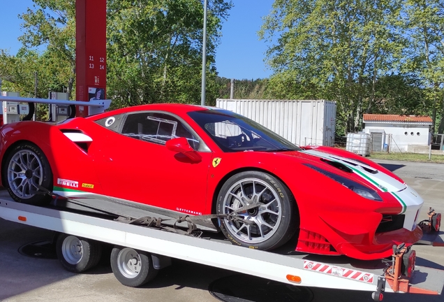 Ferrari 488 Challenge