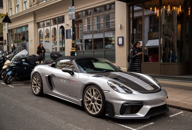 Porsche 718 Spyder RS Weissach Package