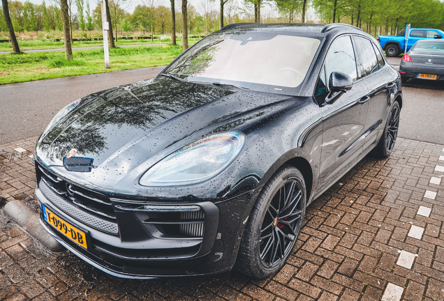 Porsche 95B Macan GTS MkIII