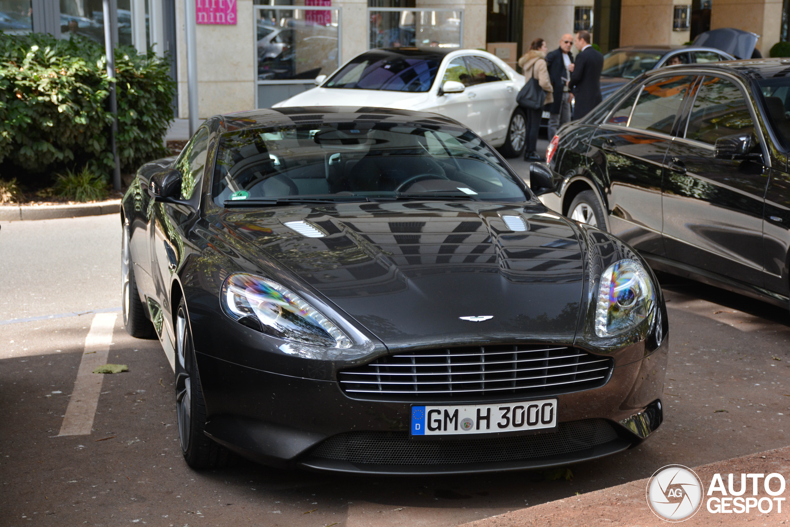 Aston Martin DB9 2013