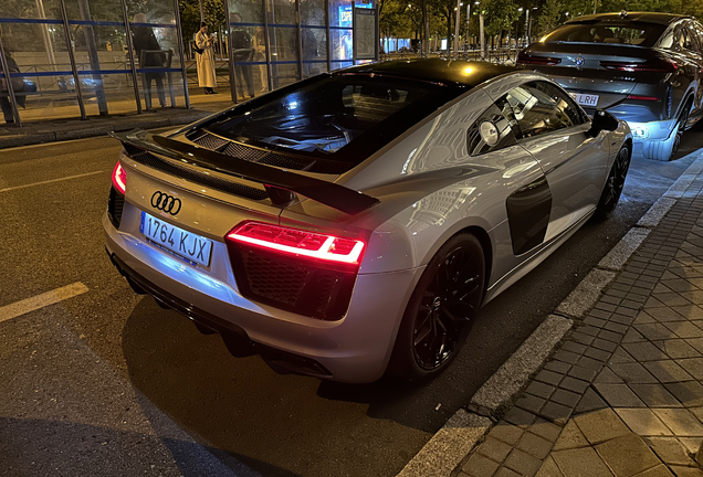 Audi R8 V10 Plus 2015