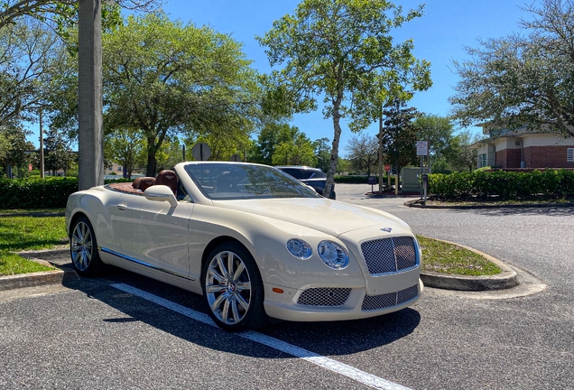 Bentley Continental GTC 2012