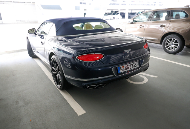 Bentley Continental GTC V8 2020