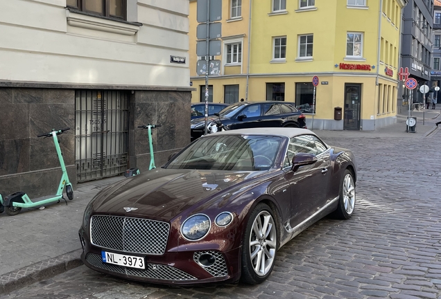 Bentley Continental GTC V8 2020