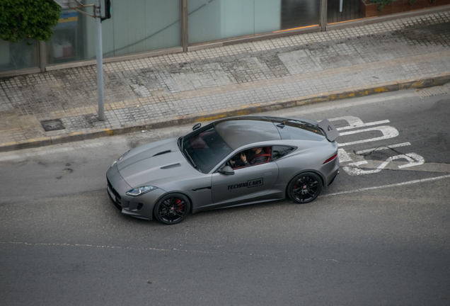 Jaguar F-TYPE R Coupé